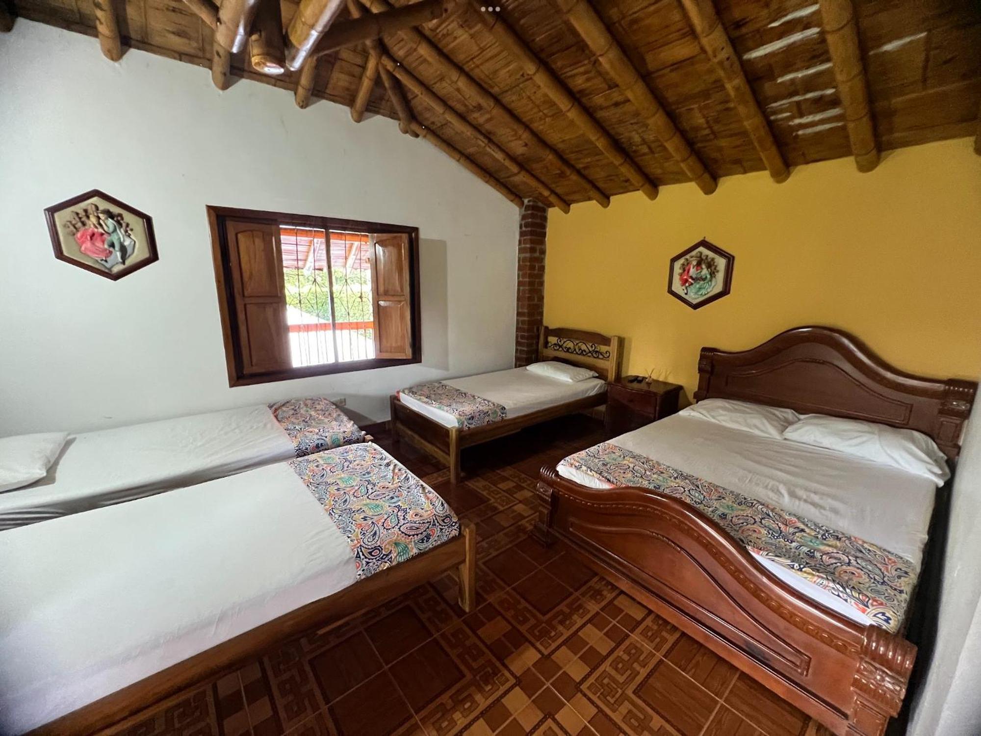 Alejandra Del Quindio Landhaus