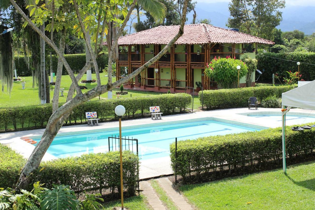 Alejandra Del Quindio Landhaus Calarcá